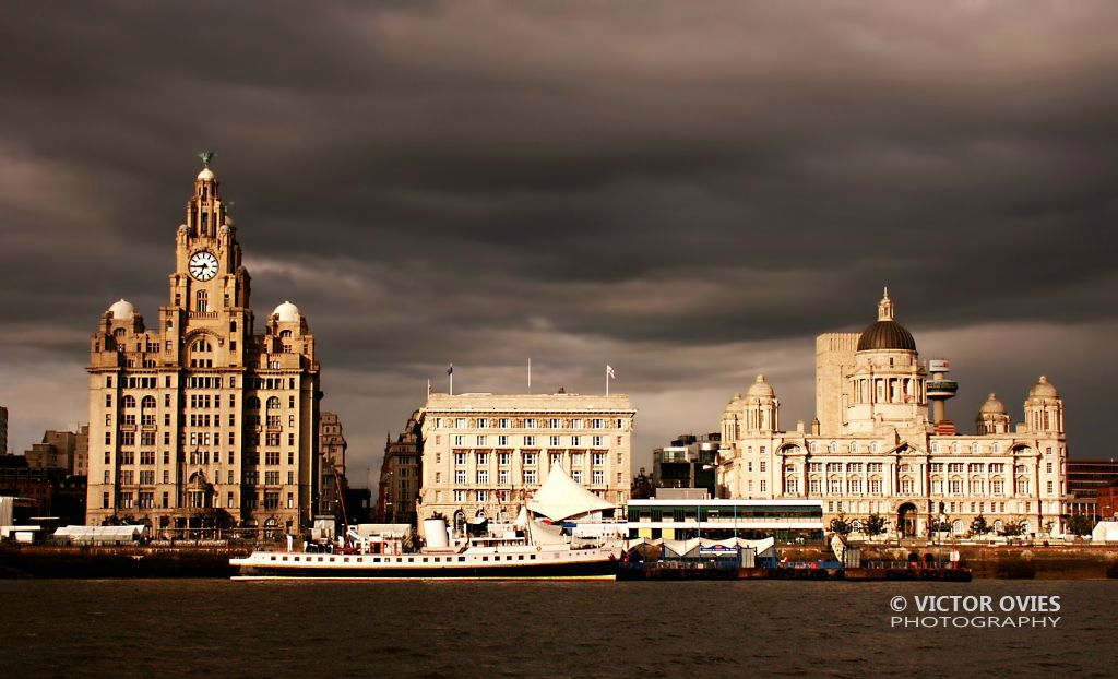 Liverpool - The Mersey 